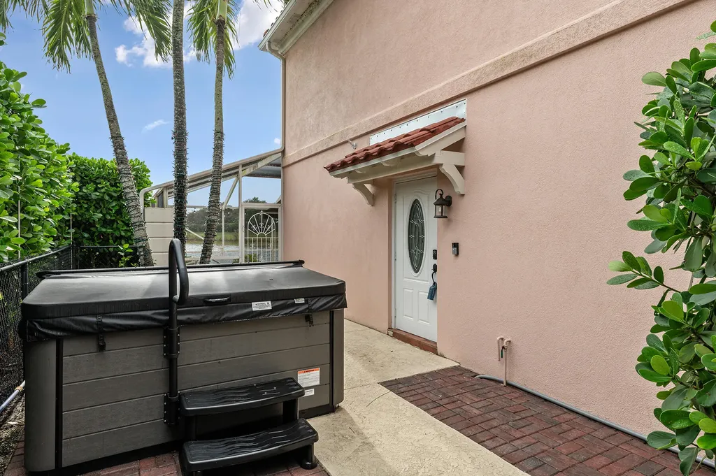 2064 Tigris Drive West Palm Beach FL 33411