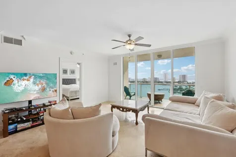 2640 Lake Shore Drive Riviera Beach FL 33404