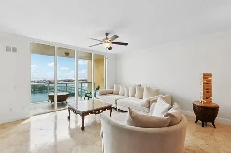 2640 Lake Shore Drive Riviera Beach FL 33404