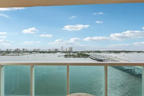 2640 Lake Shore Drive Riviera Beach FL 33404