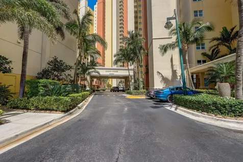 2640 Lake Shore Drive Riviera Beach FL 33404
