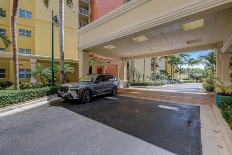 2640 Lake Shore Drive Riviera Beach FL 33404