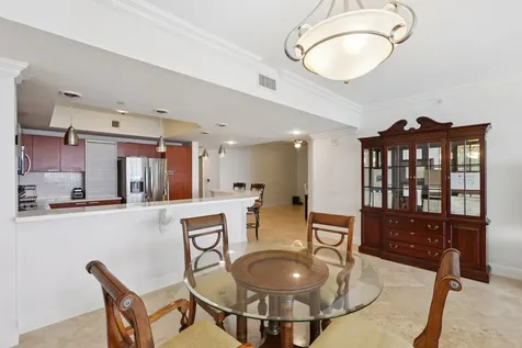 2640 Lake Shore Drive Riviera Beach FL 33404