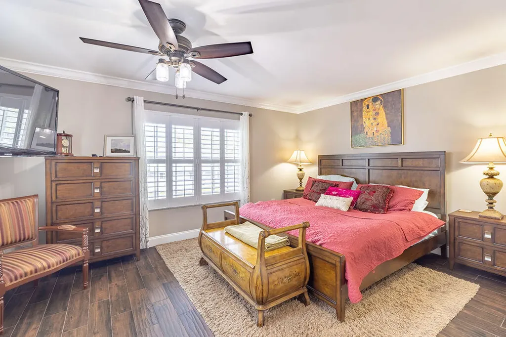 1038 Jeffery Street Boca Raton FL 33487