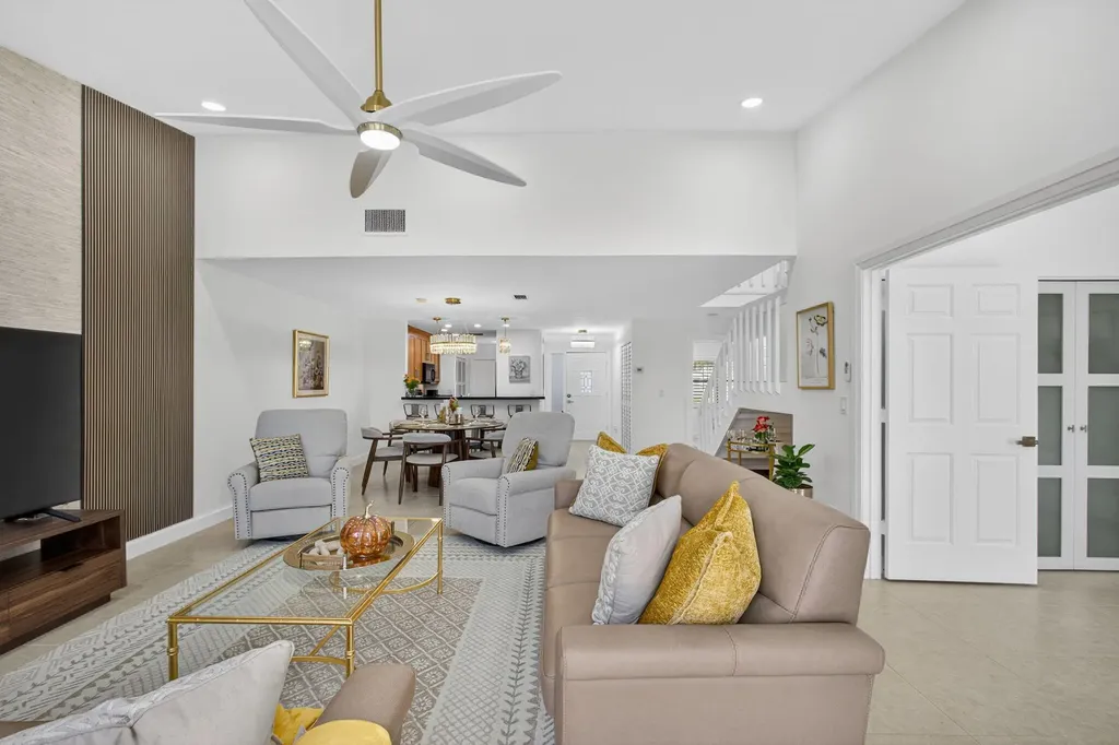 479 Prestwick Circle Palm Beach Gardens FL 33418