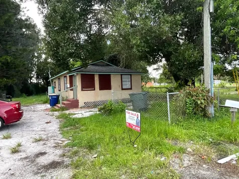 435 N 15th Street Fort Pierce FL 34950