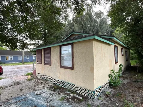 435 N 15th Street Fort Pierce FL 34950