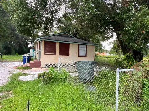 435 N 15th Street Fort Pierce FL 34950