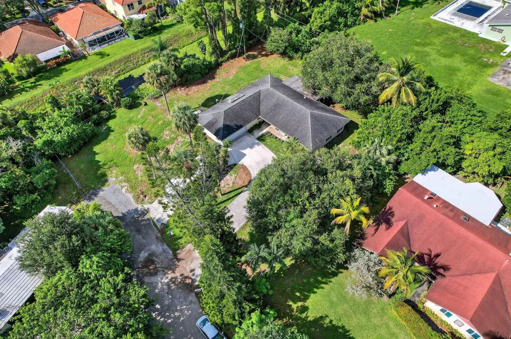 8011 45th Way N Palm Beach Gardens FL 33418