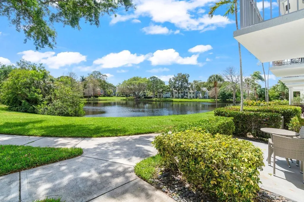 2040 Alta Meadows Lane Delray Beach FL 33444