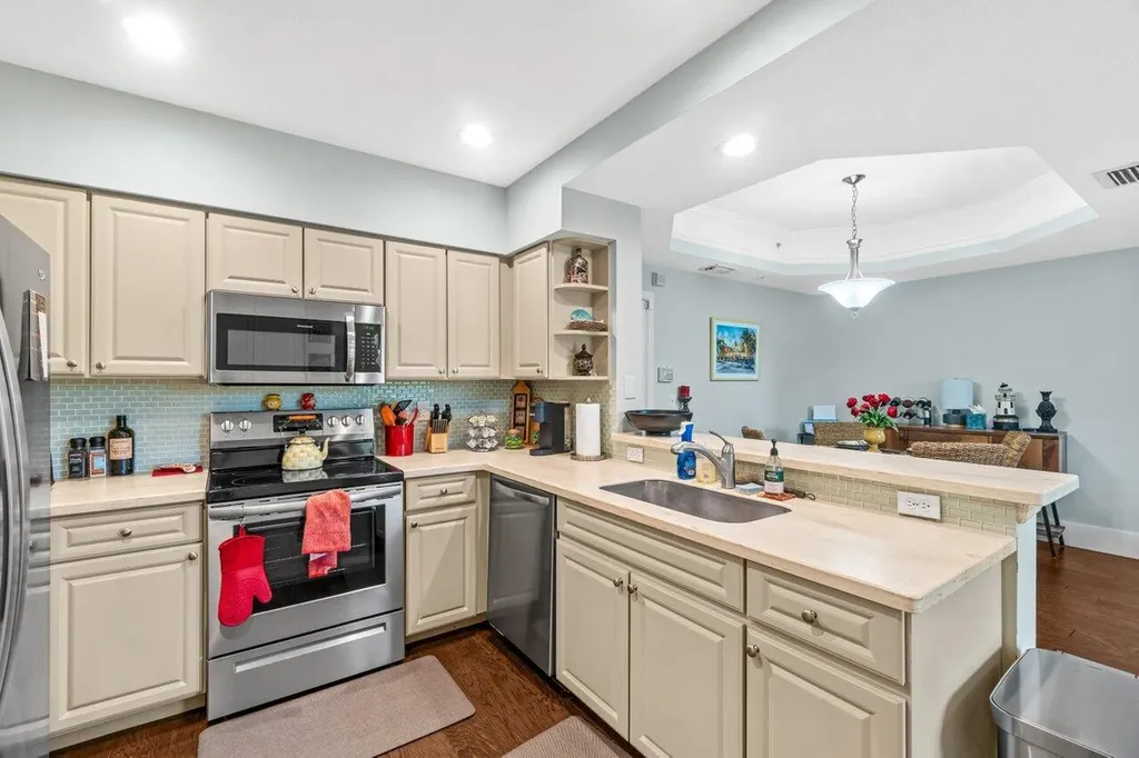 2040 Alta Meadows Lane Delray Beach FL 33444