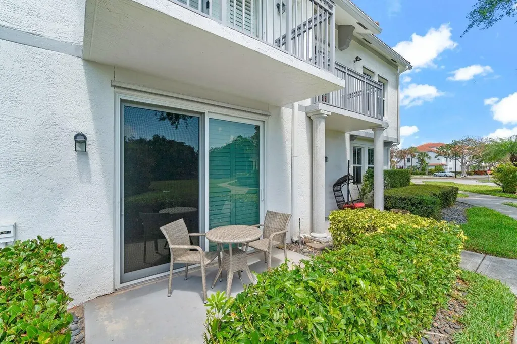 2040 Alta Meadows Lane Delray Beach FL 33444
