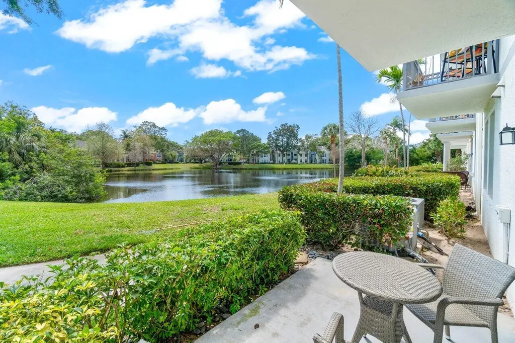 2040 Alta Meadows Lane Delray Beach FL 33444