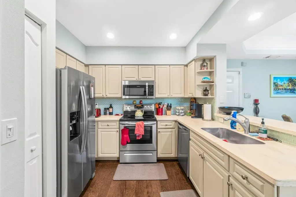 2040 Alta Meadows Lane Delray Beach FL 33444