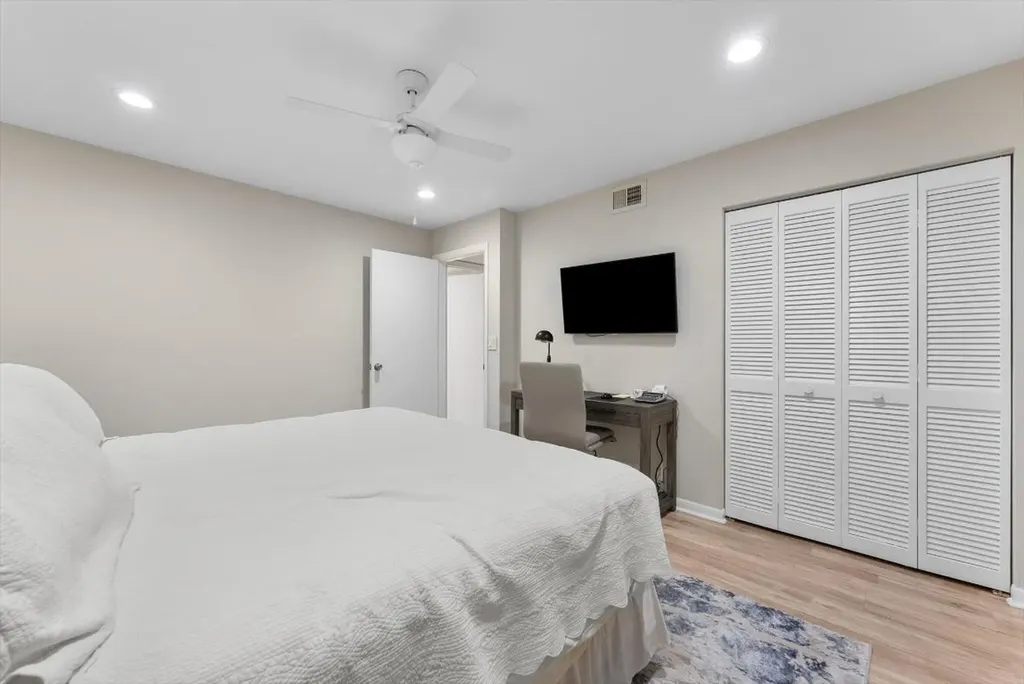 30 Westgate Lane Boynton Beach FL 33436