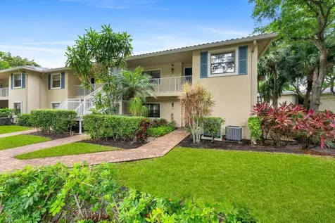 30 Westgate Lane Boynton Beach FL 33436