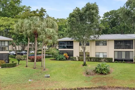 30 Westgate Lane Boynton Beach FL 33436