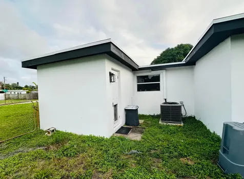 1865 W Chatham Road West Palm Beach FL 33415