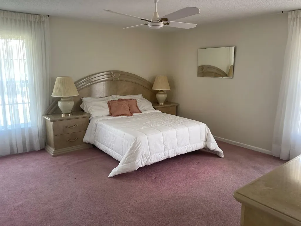 570 Laconia Circle Lake Worth FL 33467