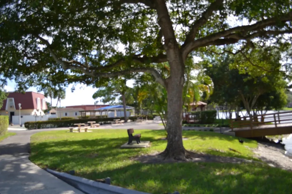 570 Laconia Circle Lake Worth FL 33467