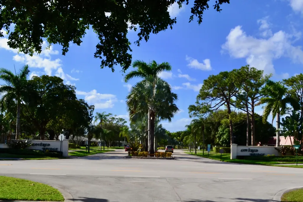 570 Laconia Circle Lake Worth FL 33467
