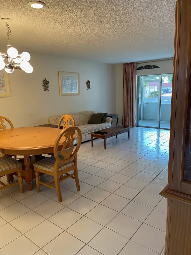 570 Laconia Circle Lake Worth FL 33467
