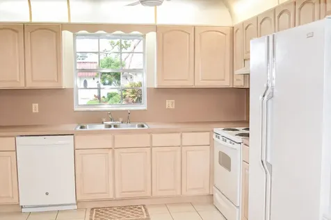 570 Laconia Circle Lake Worth FL 33467