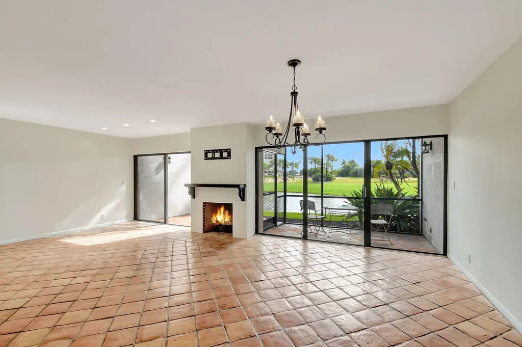 1906 Presidential Way West Palm Beach FL 33401