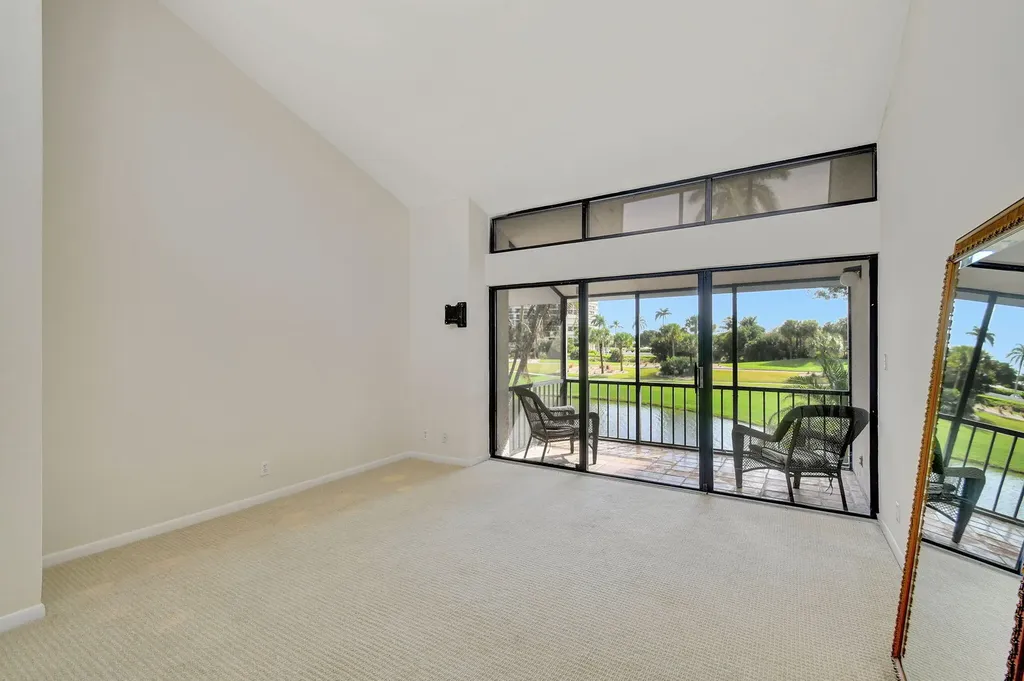 1906 Presidential Way West Palm Beach FL 33401