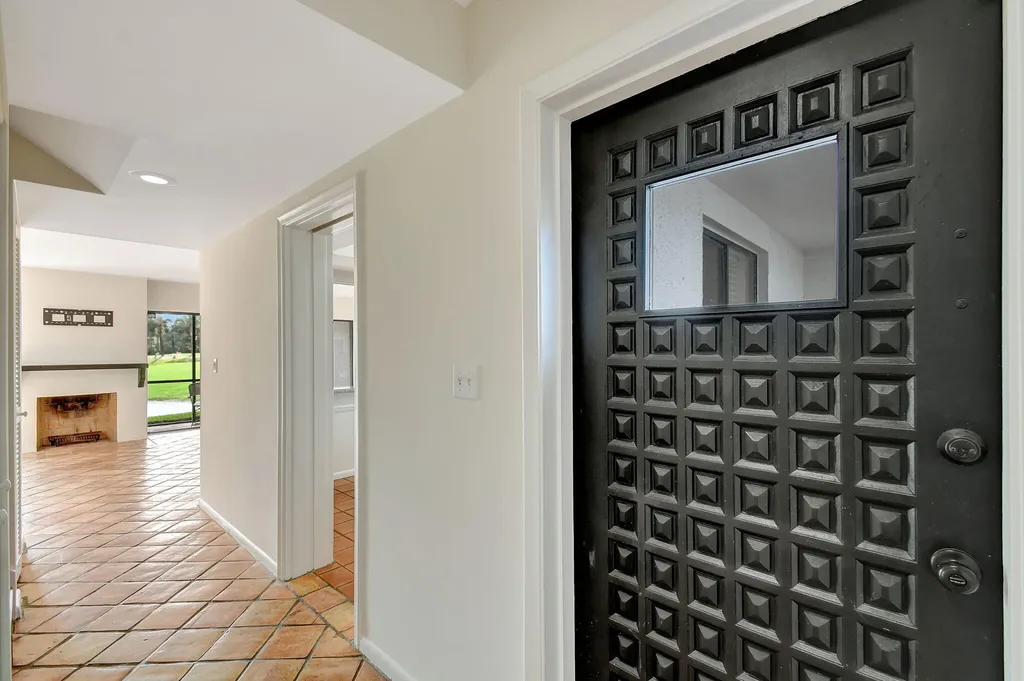 1906 Presidential Way West Palm Beach FL 33401