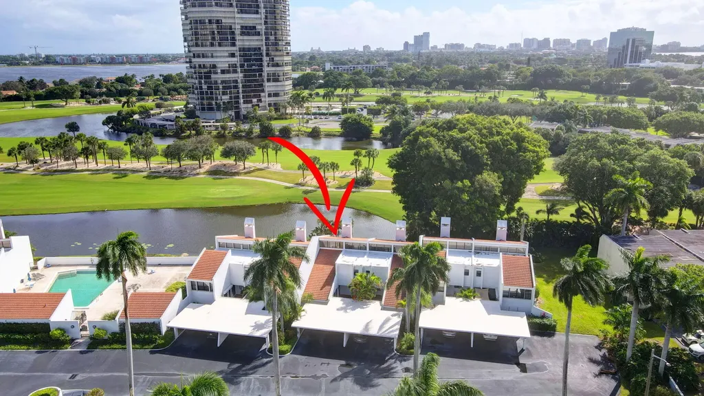 1906 Presidential Way West Palm Beach FL 33401