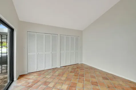 1906 Presidential Way West Palm Beach FL 33401