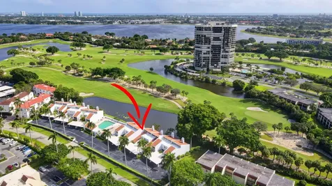 1906 Presidential Way West Palm Beach FL 33401