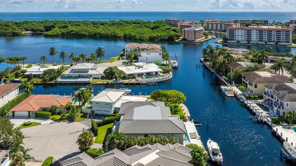 2900 NE 7th Drive Boca Raton FL 33431