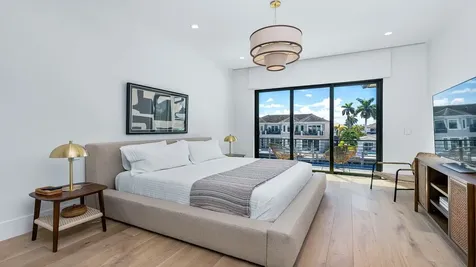 2900 NE 7th Drive Boca Raton FL 33431