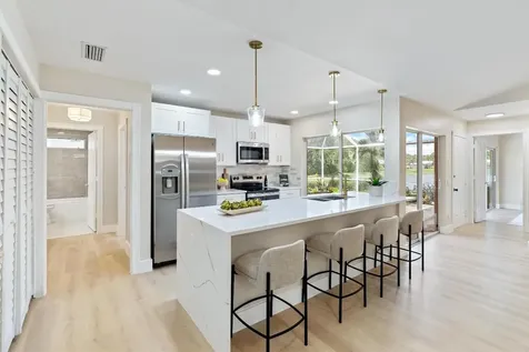 901 Sun Terrace Court Palm Beach Gardens FL 33403