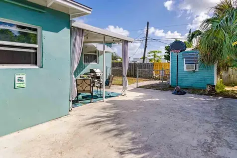906 N A Street Lake Worth Beach FL 33460