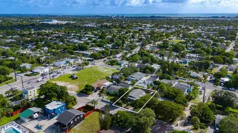 906 N A Street Lake Worth Beach FL 33460