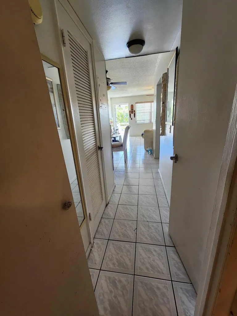 165 Camden G West Palm Beach FL 33417
