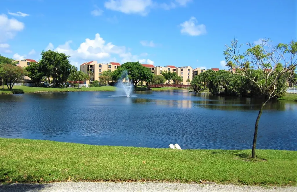 450 Egret Circle Delray Beach FL 33444