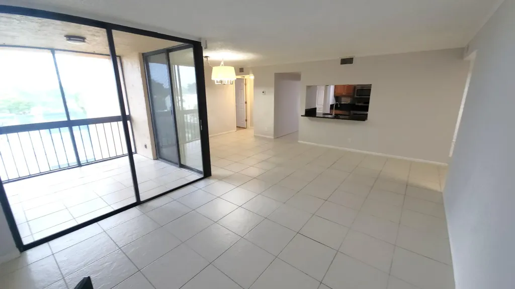 450 Egret Circle Delray Beach FL 33444