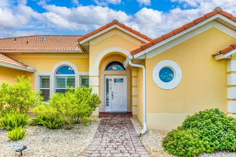 2620 SW Altamira Avenue Port St Lucie FL 34987