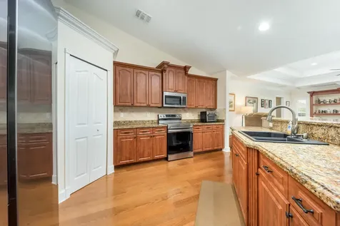 2620 SW Altamira Avenue Port St Lucie FL 34987