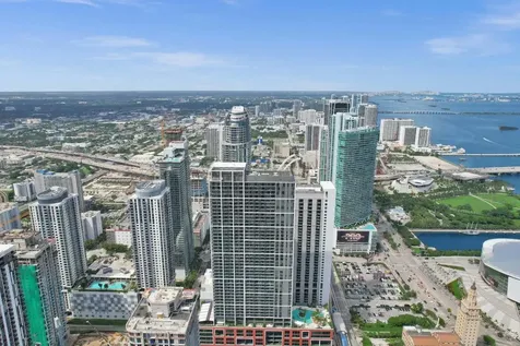 159 NE 6th Street Miami FL 33132