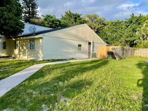 4495 NW 3rd Drive Delray Beach FL 33445