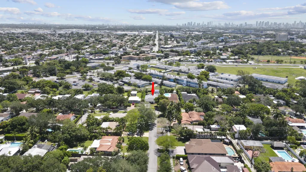 297 Minola Drive Miami Springs FL 33166
