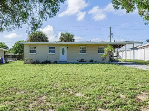 563 4th Place SW Vero Beach FL 32962