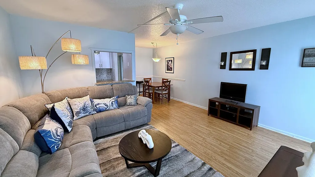294 Farnham M Deerfield Beach FL 33442