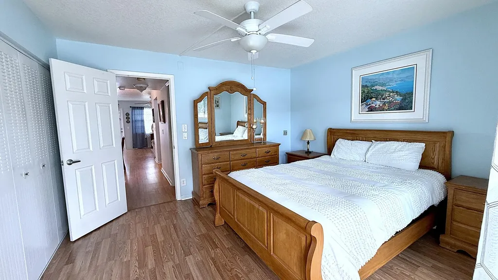 294 Farnham M Deerfield Beach FL 33442