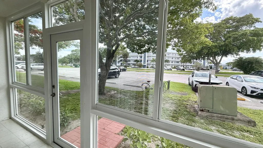 294 Farnham M Deerfield Beach FL 33442